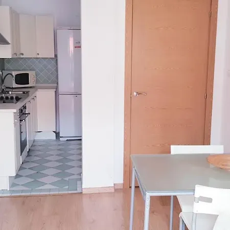 Apartment 3 Bedrooms Soho Parking Included *