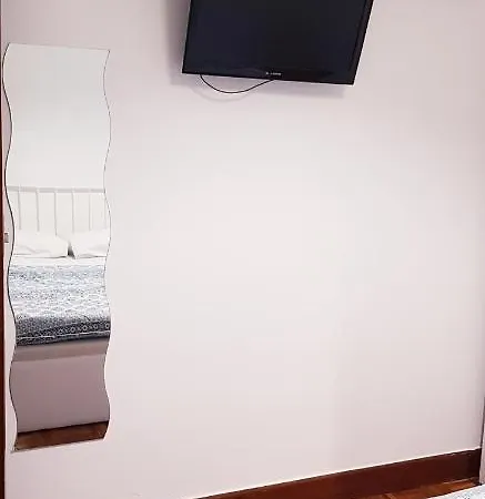 Apartment 3 Bedrooms Soho Parking Included