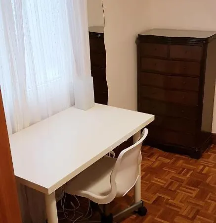 3 Bedrooms Soho Parking Included Apartment