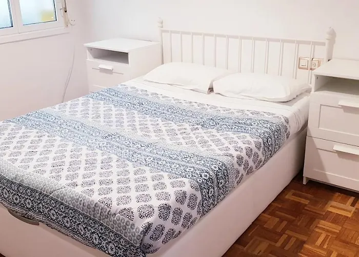 Апартаменты 3 Bedrooms Soho Parking Included *