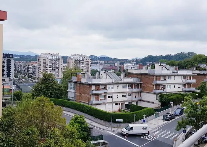 3 Bedrooms Soho Parking Included Апартаменты